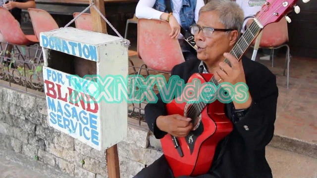 [Asian Sex Diary]  Cebu Blind Singer With Guitar