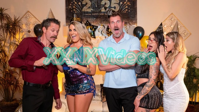 [Brazzers Exxtra] New Year's Eve Pussy Crasher [Doggystyle - Standing Big Ass Doggystyle American Man]