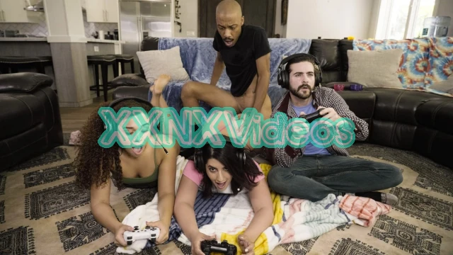 Co-op Mode Fuck for Gamer Girls Reality Kings Short